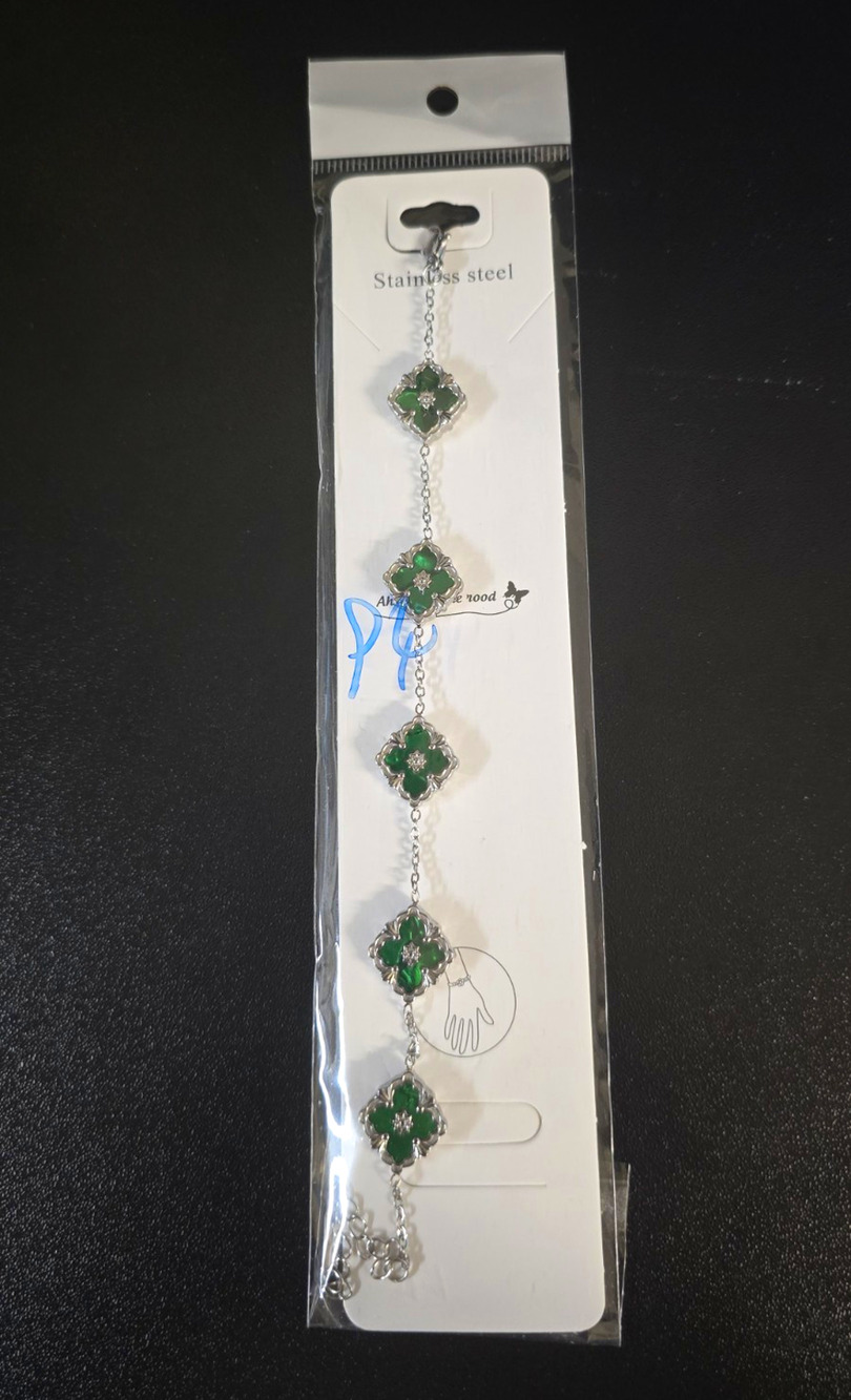 Stainless Steel Silver Tone Adjustable Cable Chain Bracelet Green Clover Charm